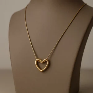 Knotted Heart Necklace_WEBP2
