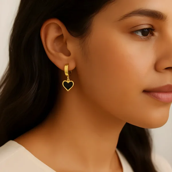 Noir Heart_WEBP2 Noir Heart_WEBP2