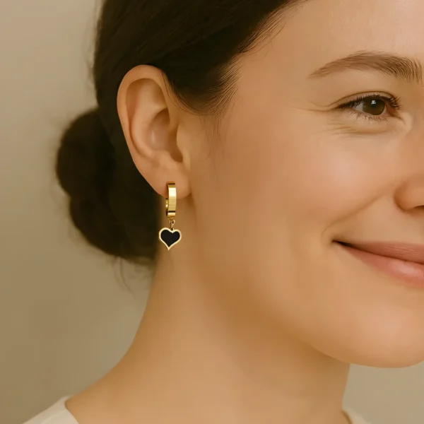 Noir Heart_WEBP5 Noir Heart_WEBP5