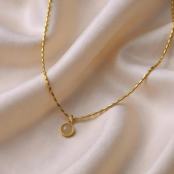 The Everyday Dot Necklace_WEBP1