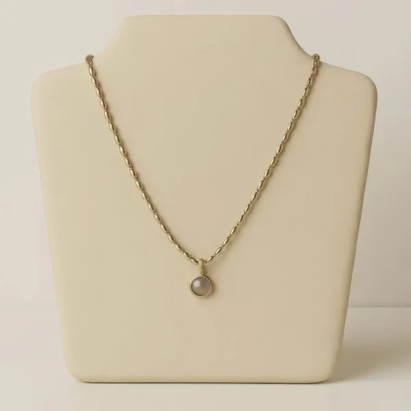 The Everyday Dot Necklace_WEBP3 The Everyday Dot Necklace_WEBP3